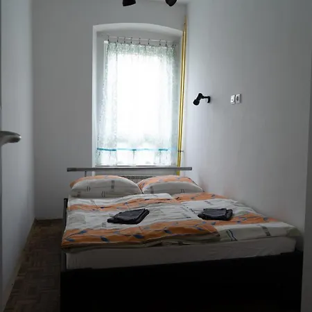 Free Parking 2 Bedroom *