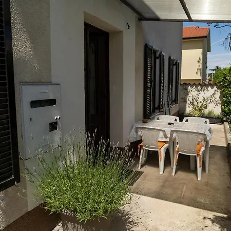 Free Parking 2 Bedroom Izola